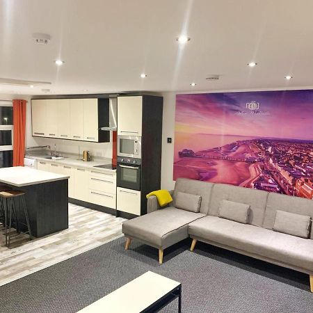 Blackpool Luxury Apartments Esterno foto