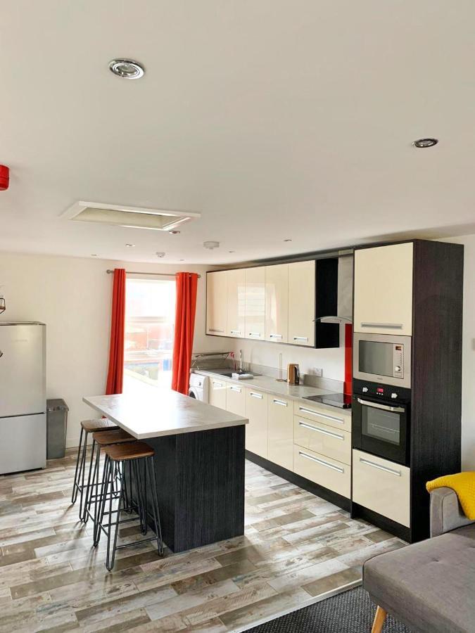 Blackpool Luxury Apartments Esterno foto