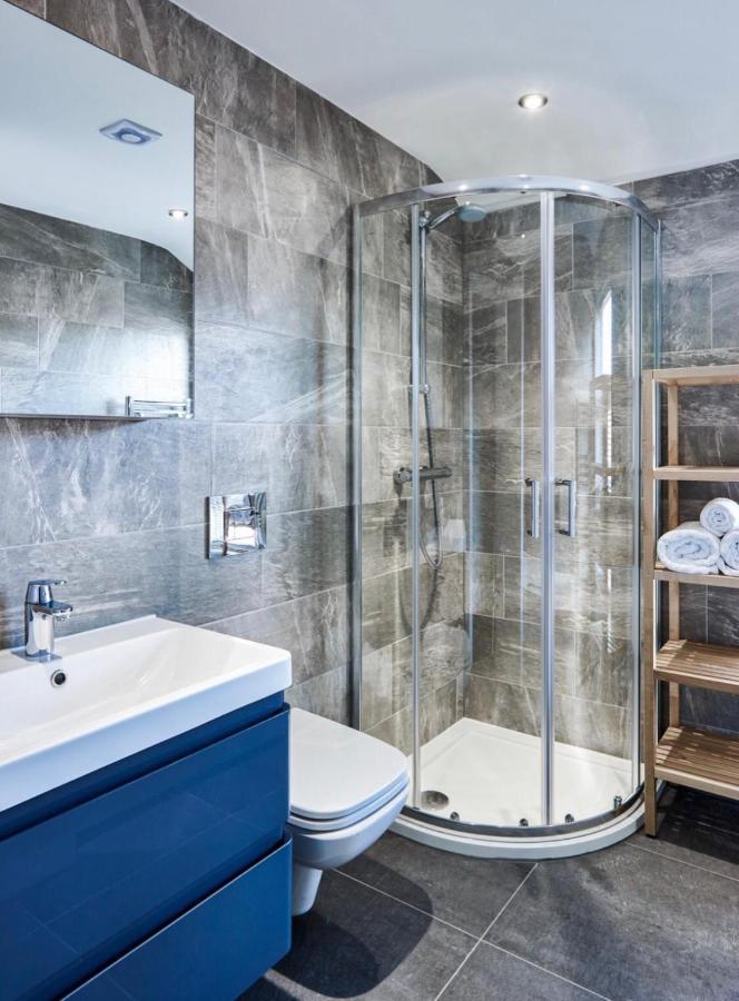 Blackpool Luxury Apartments Esterno foto